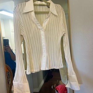 Vintage 90s button down with sleeve accents.